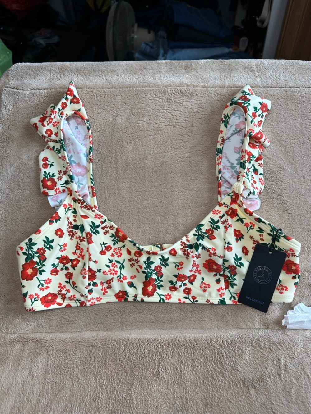 RELL ECIGA Floral Ruffle-Strap Crop Top - Red on Cream